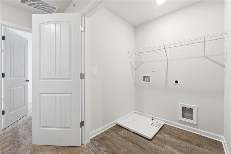 Spacious, unfurnished interior of a new home in Carolina, Palmetto (Image 28).