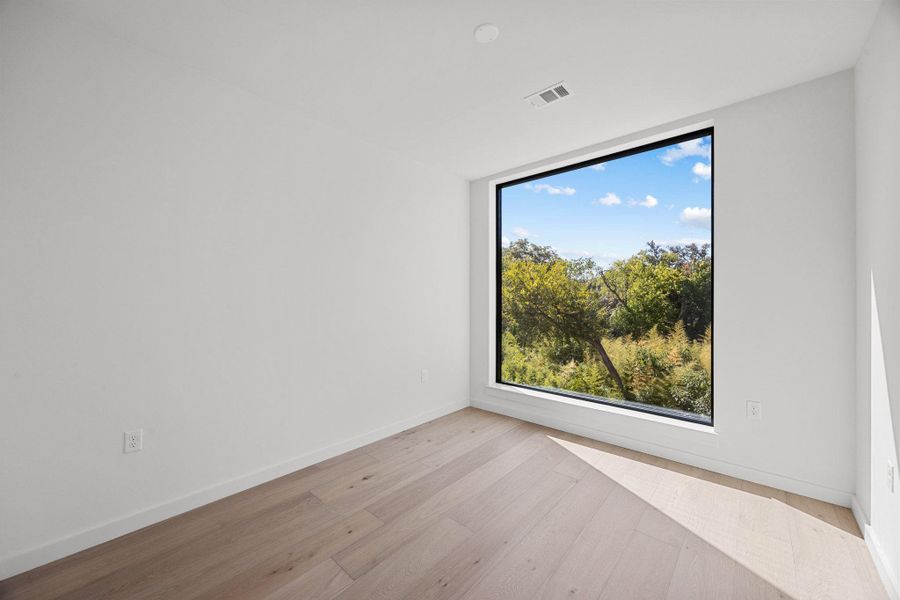 Spacious, unfurnished interior of a new home in One Oak, Austin (Image 16). Spacious, unfurnished interior of a new home in One Oak, Austin (Image 16).