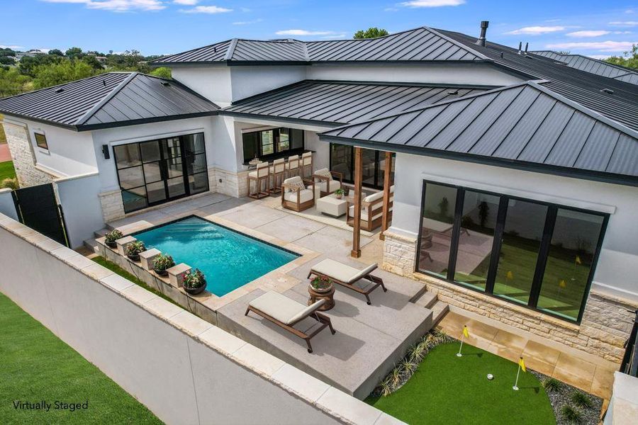Exterior details and patio area of a home in , Horseshoe Bay (Image 4).