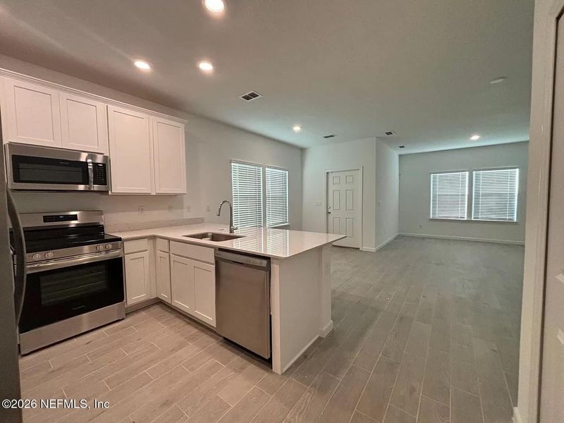 Furnished interior view inside a new home in , Jacksonville (Image 8).