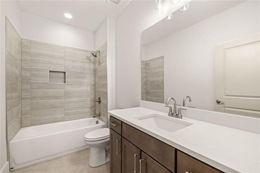 Furnished interior view inside a new home in Soleil Summit Chase, Snellville (Image 9).