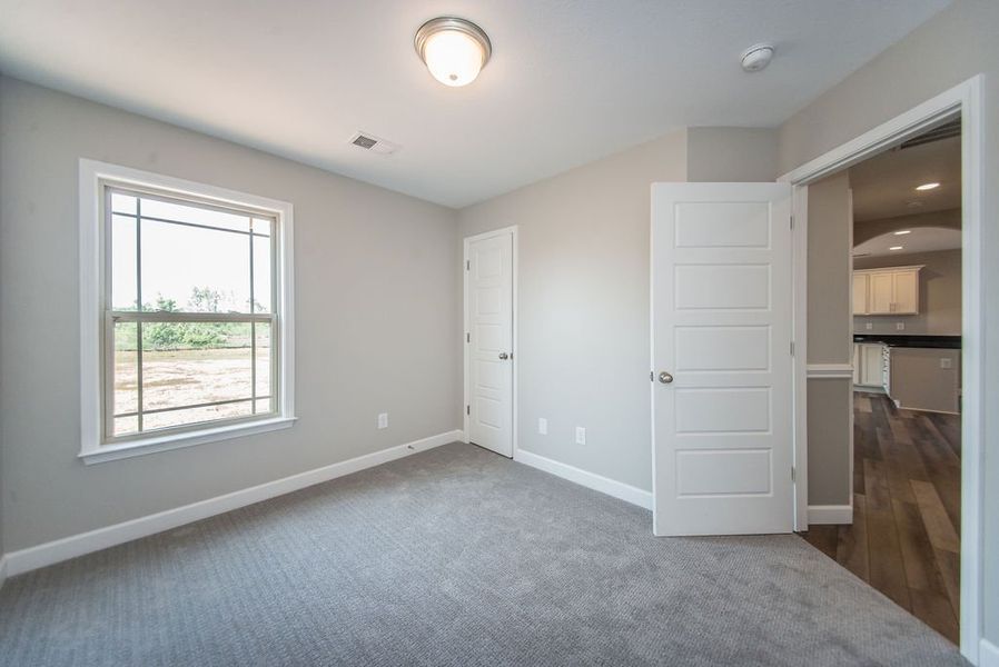 Representative unfurnished interior of a home built from the Pacific by Enchanted Homes in Arcadia Village, Spartanburg (Image 36).