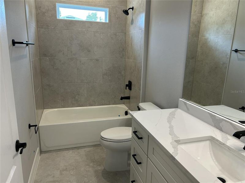 Furnished interior view inside a new home in , Dunnellon (Image 10).