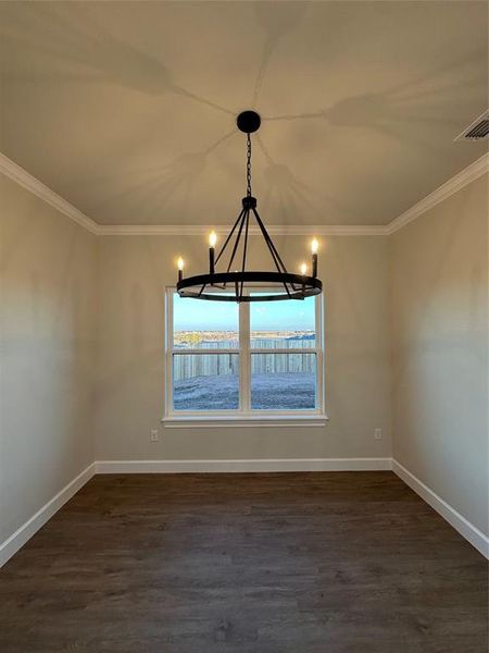 Spacious, unfurnished interior of a new home in , Abilene (Image 10).