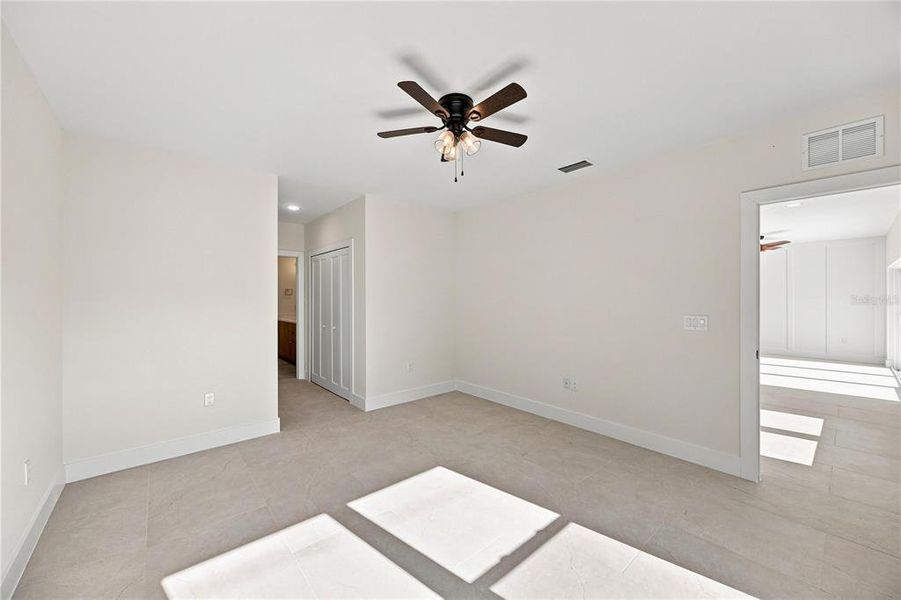 Spacious, unfurnished interior of a new home in , Venice (Image 20). Spacious, unfurnished interior of a new home in , Venice (Image 20).