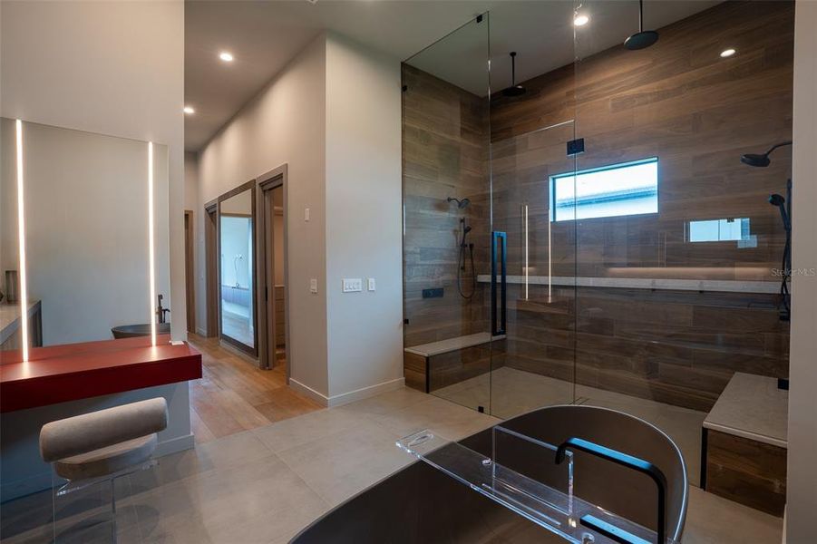 Image 47 of a home in .
