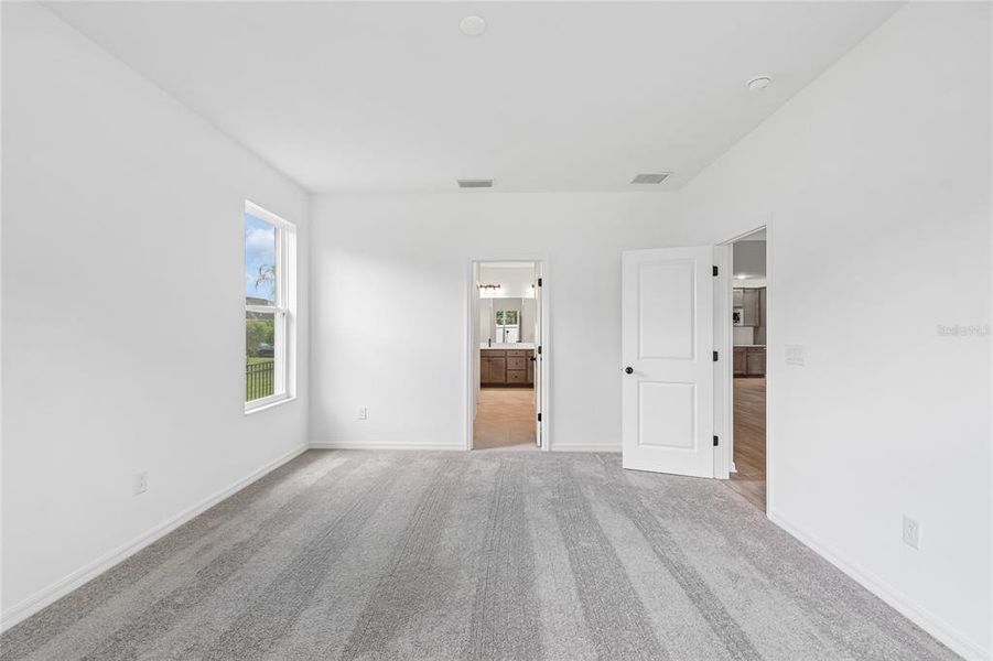 Spacious, unfurnished interior of a new home in Cascades at Southern Hills, Brooksville (Image 55).