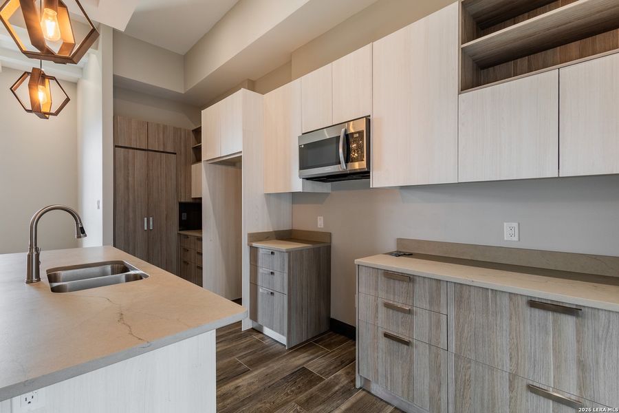 Furnished interior view inside a new home in , Eagle Pass (Image 8).