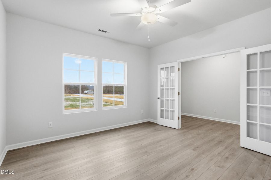 Bonus Room/ Office
