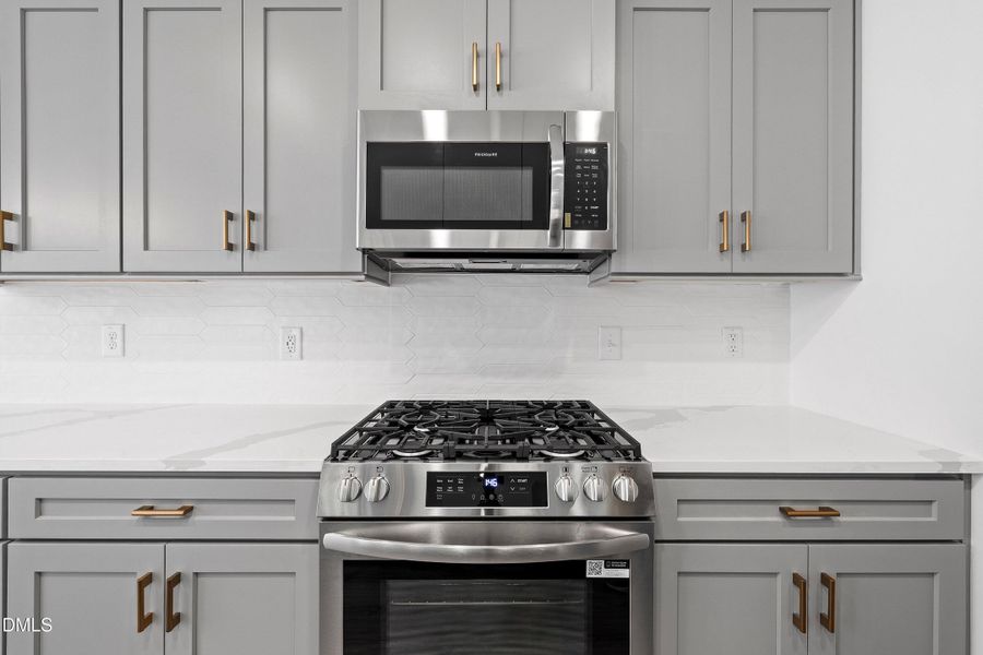 22-62 W Victoria Ridge Dr_7468