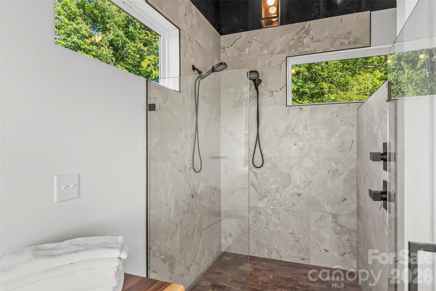 Image 37 of a home in .