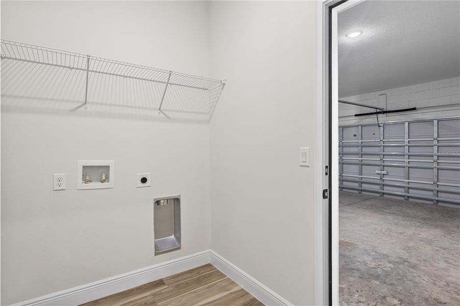 Image 36 of a home in .