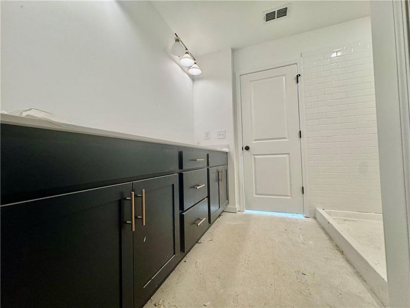 Image 36 of a home in Eastlyn Crossing.