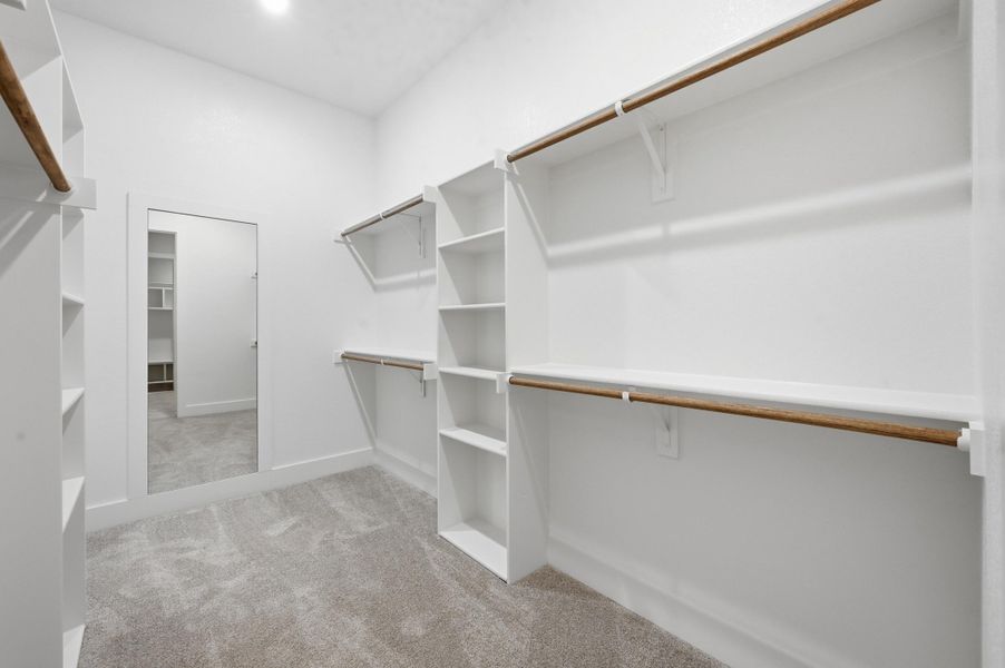 Spacious, unfurnished interior of a new home in Aledo Heights - Aledo ISD, Annetta (Image 43).