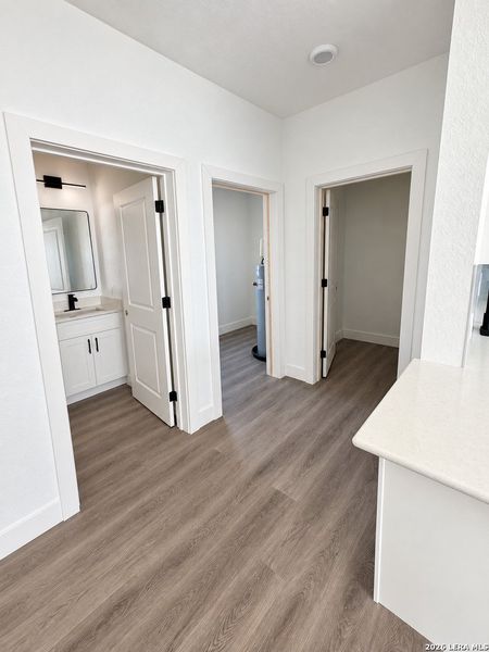 Spacious, unfurnished interior of a new home in , San Antonio (Image 7). Spacious, unfurnished interior of a new home in , San Antonio (Image 7).