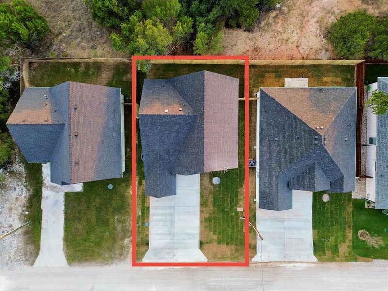 Approximate property lines Approximate property lines