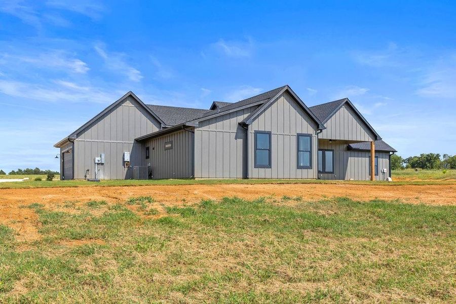Front exterior of a new home in , Whitesboro, TX, highlighting curb appeal (Image 18). Front exterior of a new home in , Whitesboro, TX, highlighting curb appeal (Image 18).