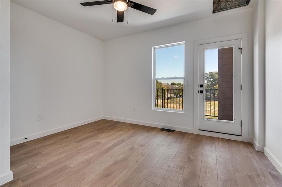 Spacious, unfurnished interior of a new home in , Irving (Image 21).