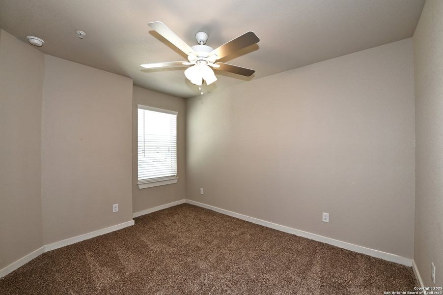 Spacious, unfurnished interior of a new home in , San Antonio (Image 18).