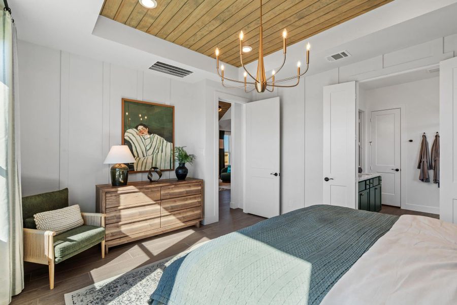 Furnished interior view inside a new home in Beacon Point, Texas City (Image 52).