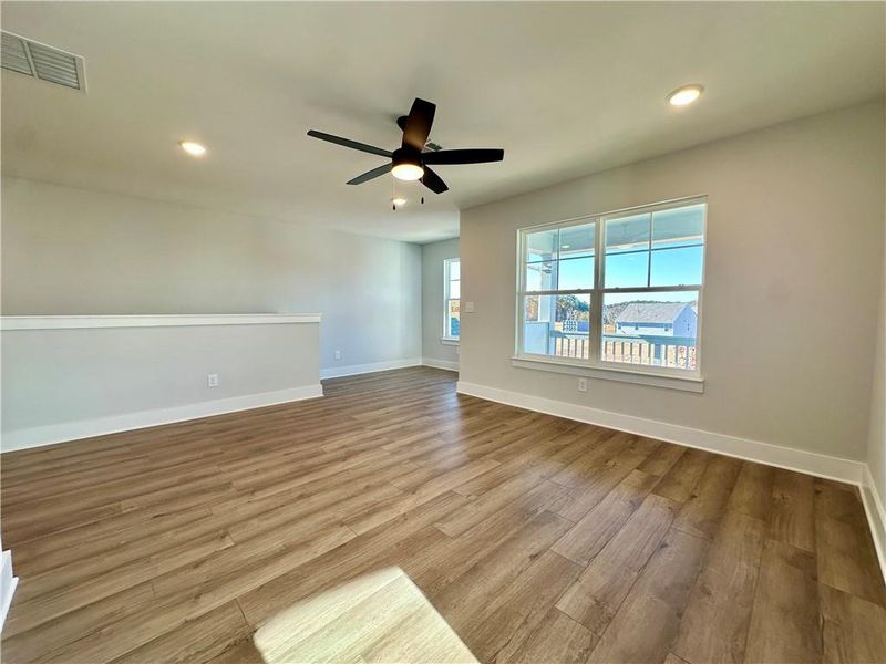Spacious, unfurnished interior of a new home in Twin Lakes, Hoschton (Image 17).