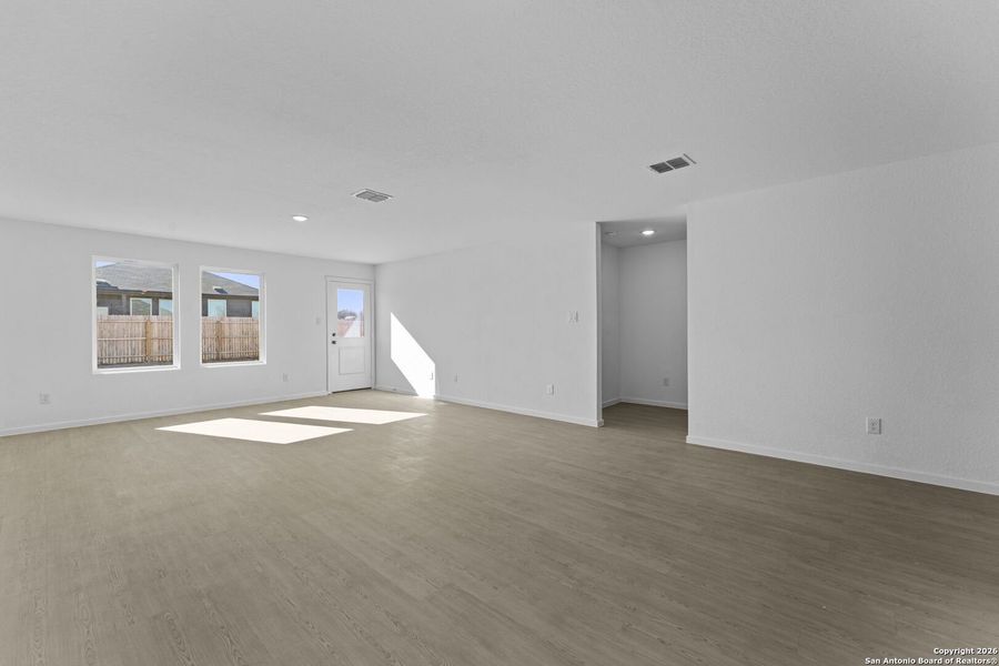 Spacious, unfurnished interior of a new home in Friendship Oaks, Fredericksburg (Image 19). Spacious, unfurnished interior of a new home in Friendship Oaks, Fredericksburg (Image 19).