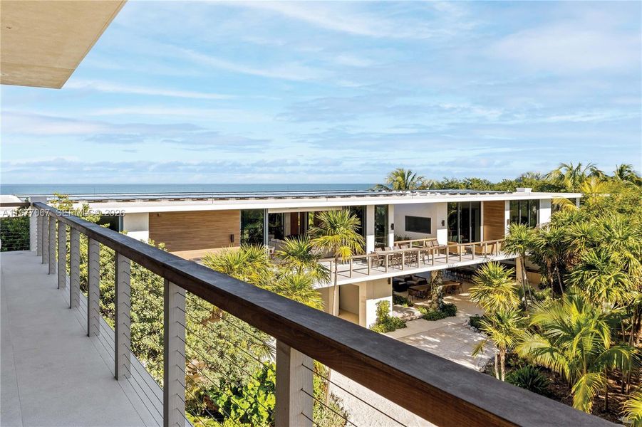 Exterior details and patio area of a home in , Marathon (Image 15).