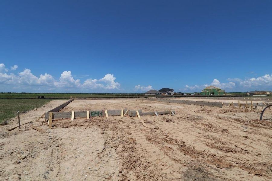 Every foundation at DWH is engineered and it’s inspected three times! We do not do “batch” testing. Rest easy knowing your foundation comes with a 10 year warranty. Every foundation at DWH is engineered and it’s inspected three times! We do not do “batch” testing. Rest easy knowing your foundation comes with a 10 year warranty.