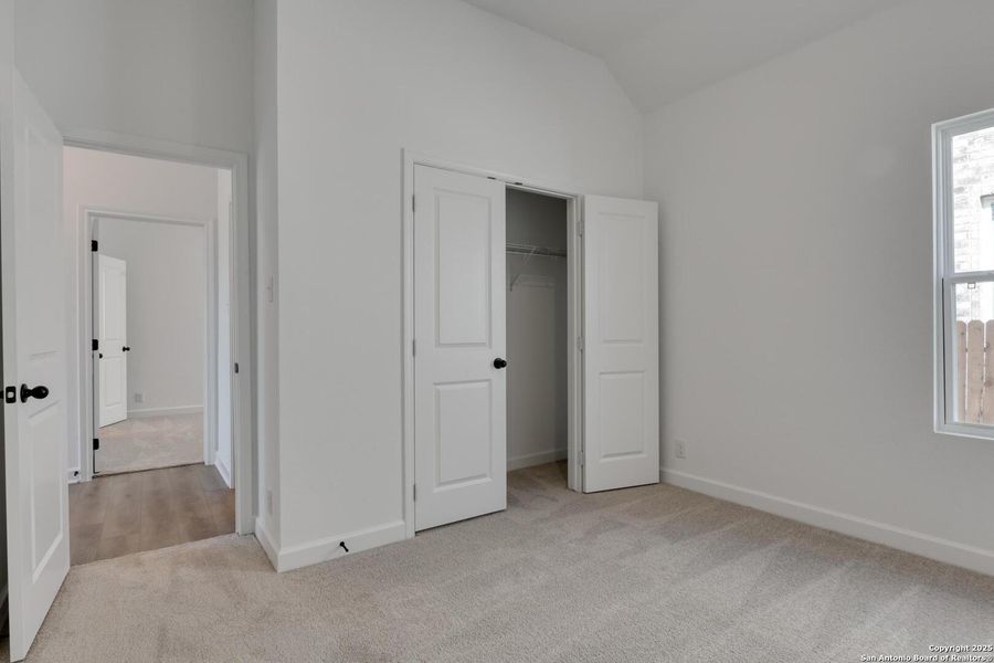 Spacious, unfurnished interior of a new home in Arcadia Ridge, San Antonio (Image 30). Spacious, unfurnished interior of a new home in Arcadia Ridge, San Antonio (Image 30).