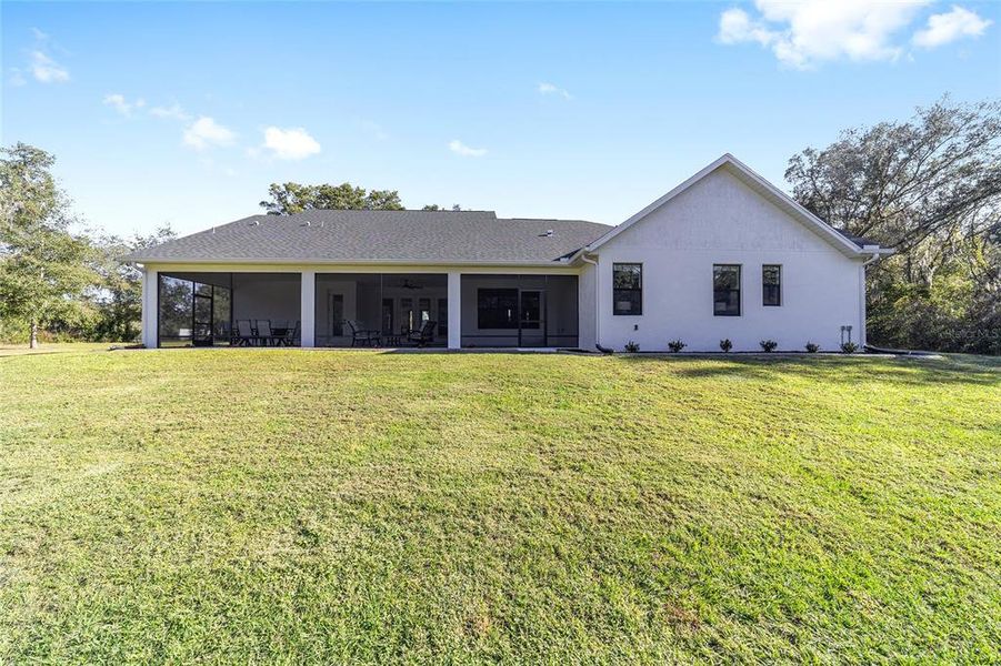 Exterior details and patio area of a home in , Belleview (Image 38).
