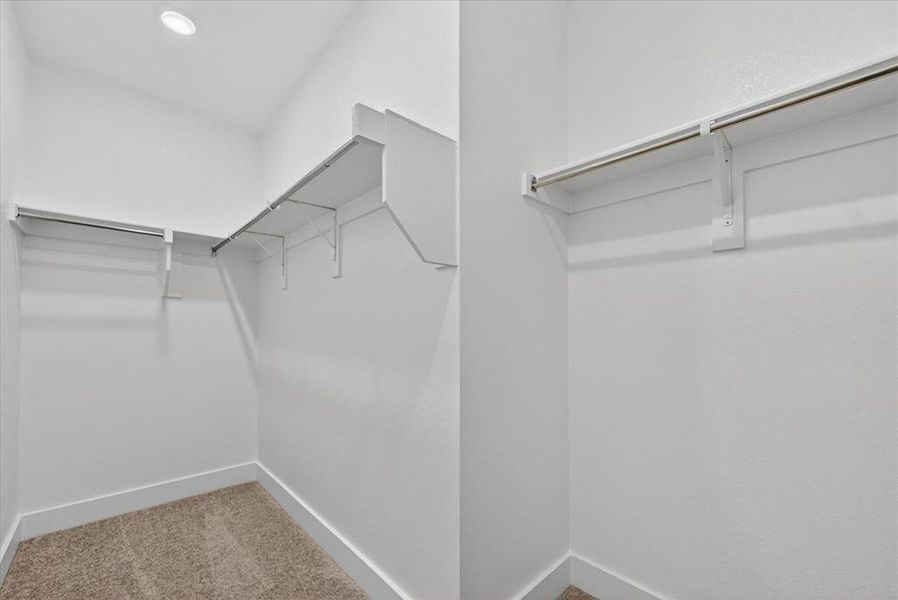 Spacious, unfurnished interior of a new home in Heritage Ranch, Sherman (Image 23).