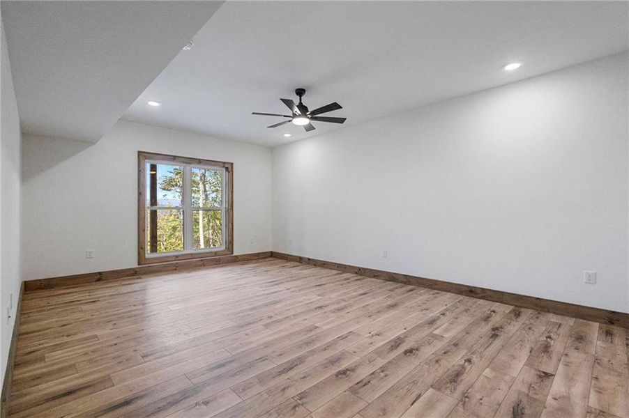 Spacious, unfurnished interior of a new home in , Ellijay (Image 13).