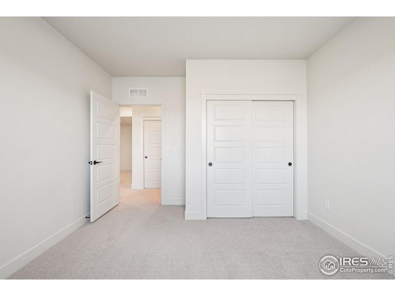 Spacious, unfurnished interior of a new home in , Fort Collins (Image 43).