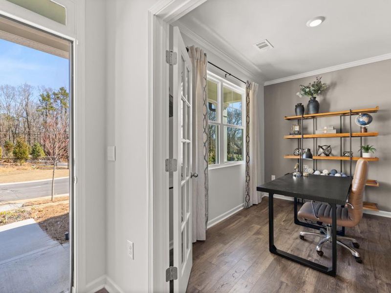 Furnished interior view inside a new home in Falcon Landing, Gainesville (Image 46).