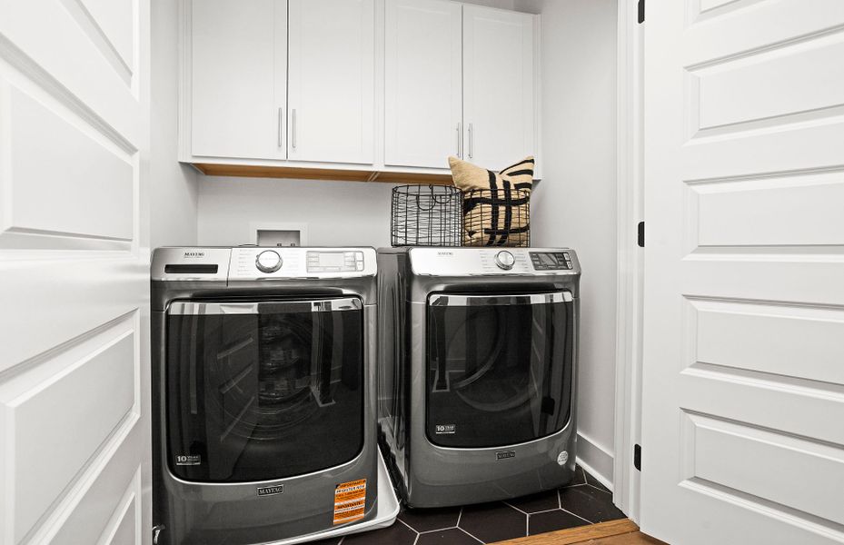 Close-up of interior finishes inside a home in Skyline, Nashville (Image 17).