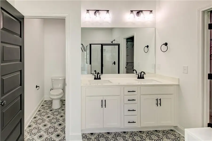 Furnished interior view inside a new home in , Villa Rica (Image 7).