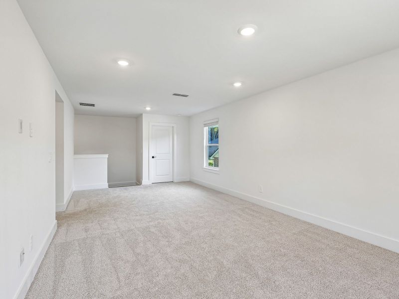 Spacious, unfurnished interior of a new home in Station Hill - Estate Series, Franklin (Image 16).
