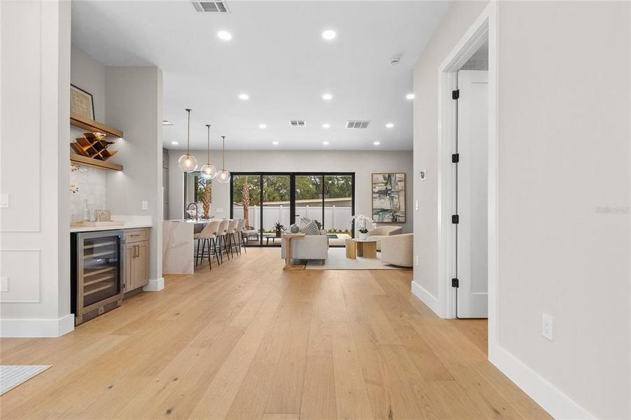 Furnished interior view inside a new home in , Orlando (Image 39).