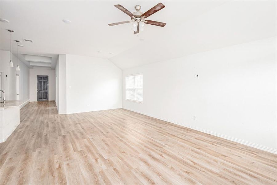 Spacious, unfurnished interior of a new home in Woodstone, Providence Village (Image 7).