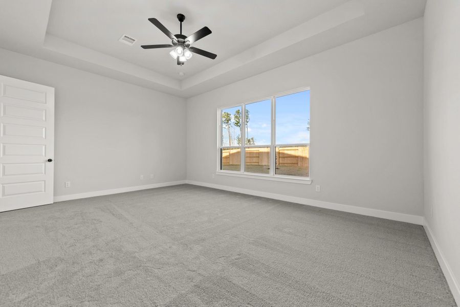 Representative image. Features, specifications, selections and colors may vary. Representative image. Features, specifications, selections and colors may vary.