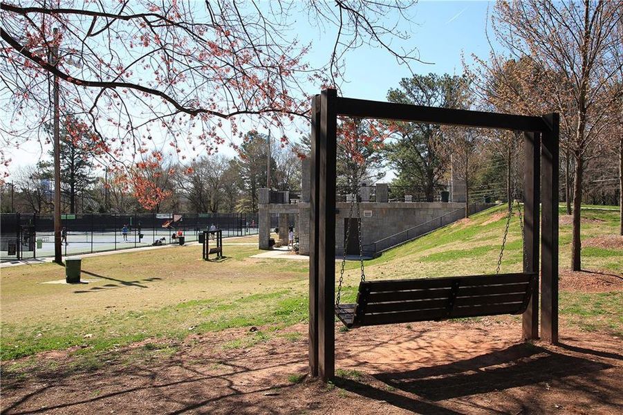 Community amenities in , Sandy Springs (Image 71).