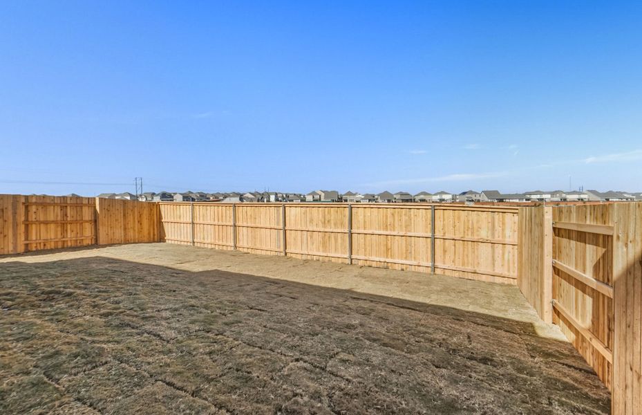 Exterior details and patio area of a home in Sunfield, Buda (Image 23).