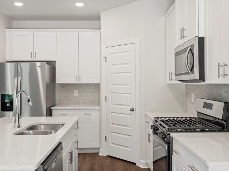 Welcome to the Buchanan floorplan at Holland Park.