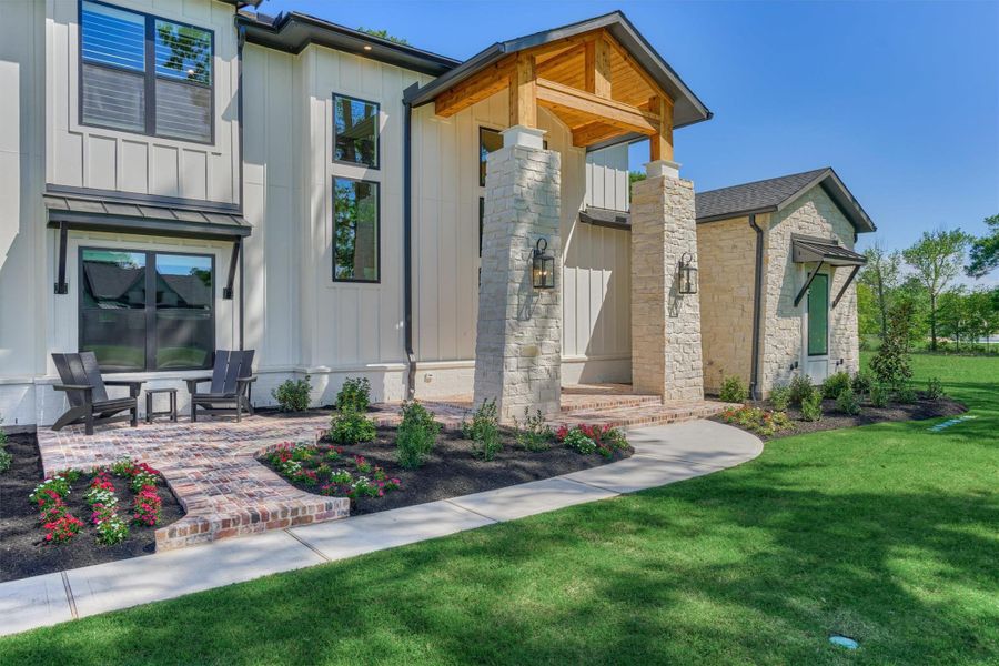 Exterior details and patio area of a home in , Montgomery (Image 25).