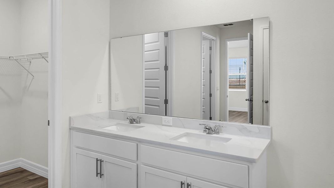 Furnished interior view inside a new home in Hawthorne Ranch, Lakeland (Image 9).