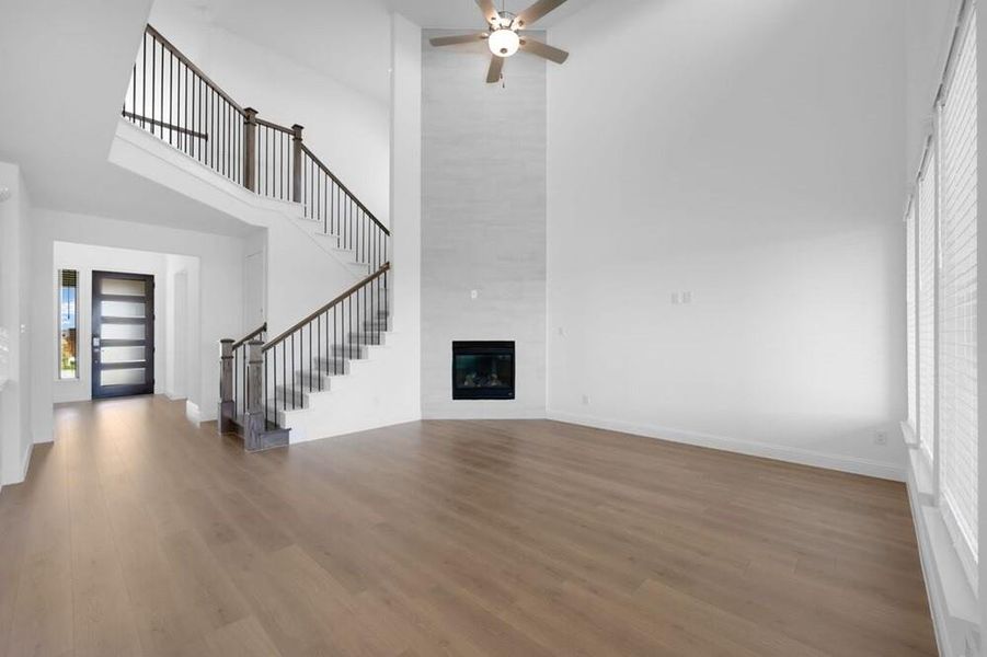Spacious, unfurnished interior of a new home in South Oak 60s, Lakewood Village (Image 28).