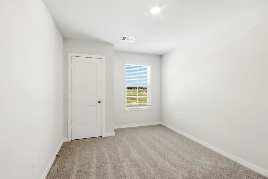 Spacious, unfurnished interior of a new home in Maple Woods, Hockley (Image 11).