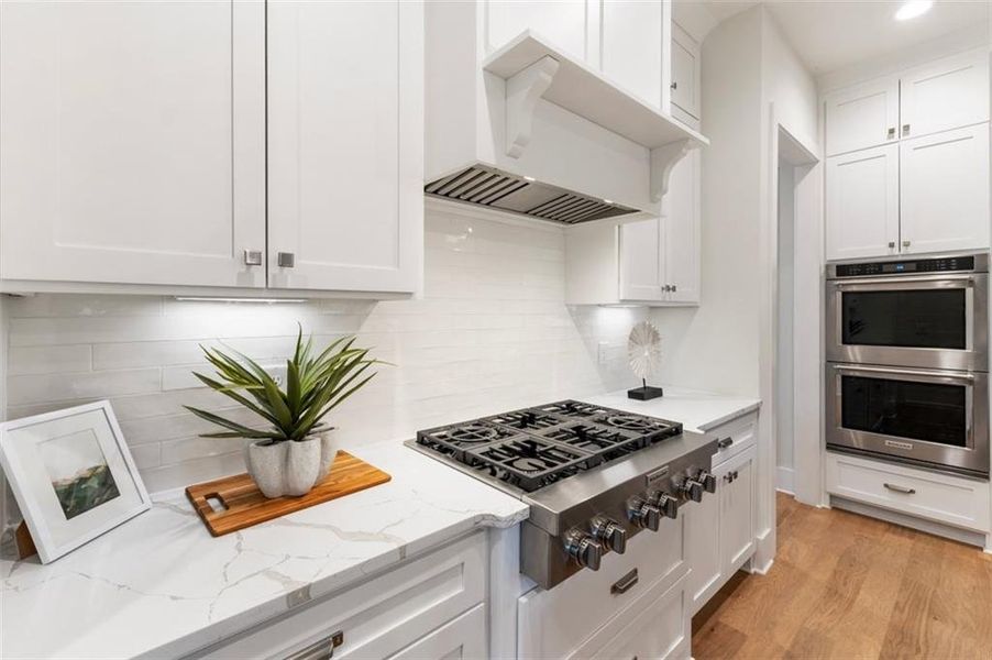 Furnished interior view inside a new home in , Buford (Image 37).