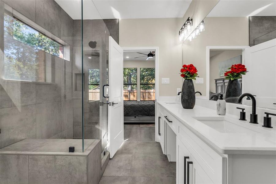 Furnished interior view inside a new home in , Gun Barrel City (Image 12).