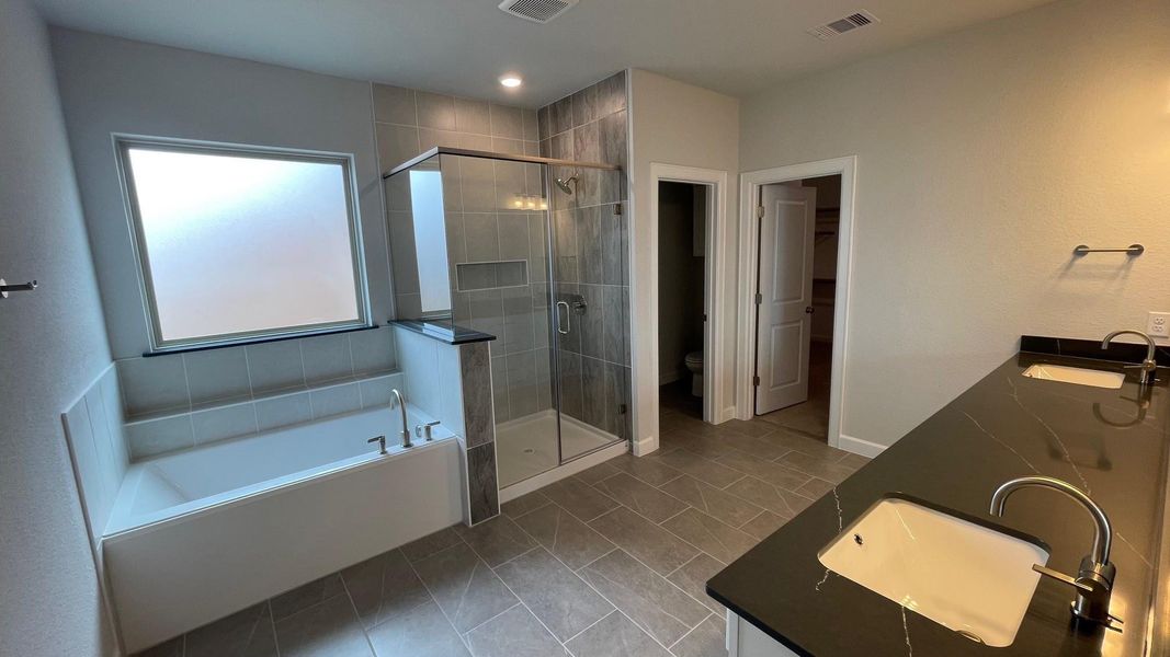Furnished interior view inside a new home in Wellborn Settlement, College Station (Image 3).